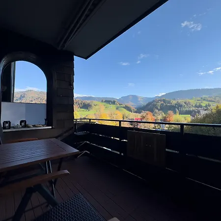 Alpenrot 公寓